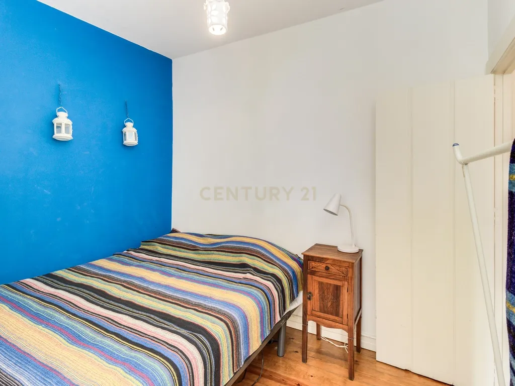 Apartamento T1 em Alfama para arrendamento - Image 10