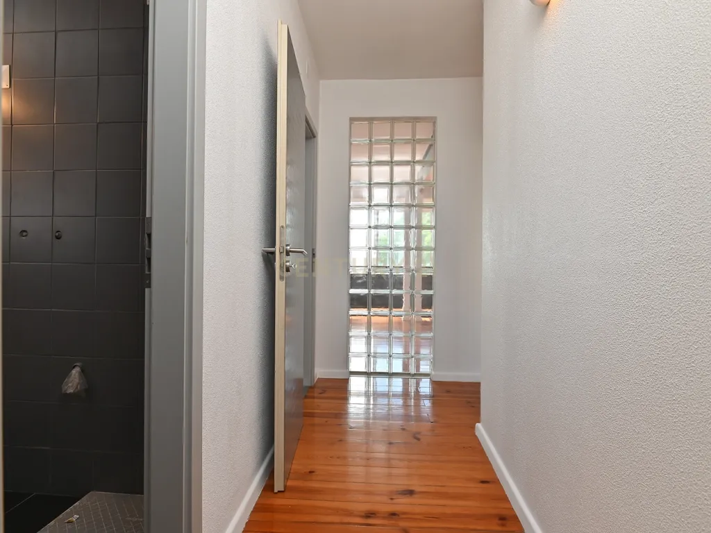 T2 - Carcavelos (Cascais) - Totalmente remodelado e equipado - Image 11