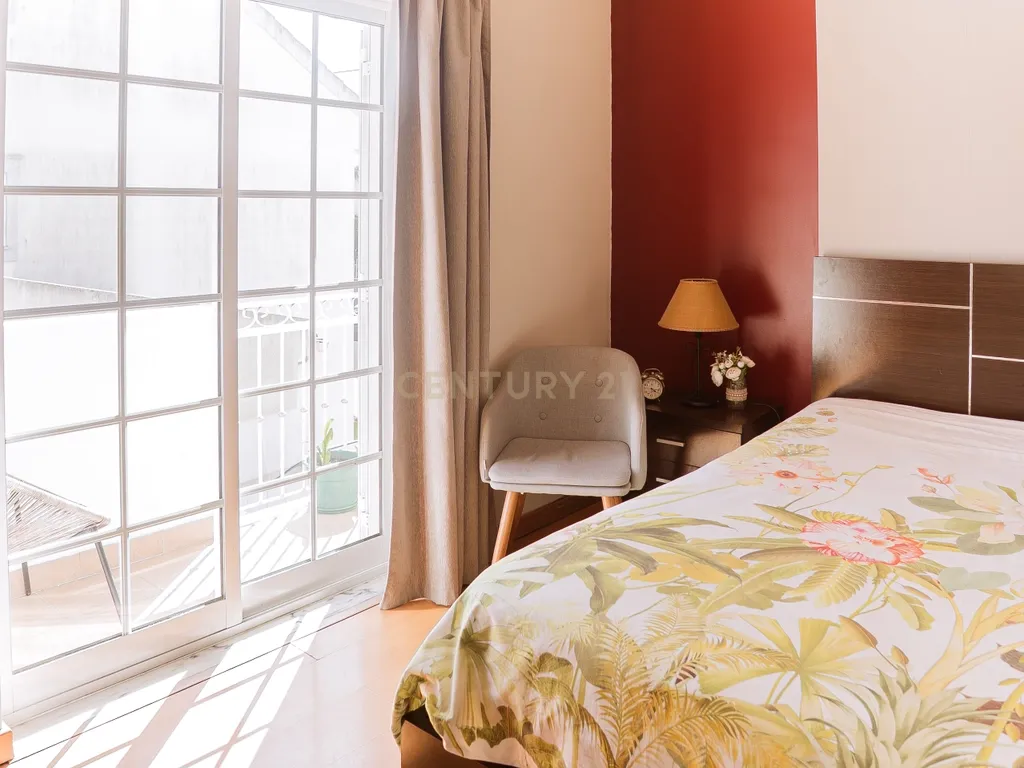 T2 Pinhal General - Quinta do Conde - Image 11