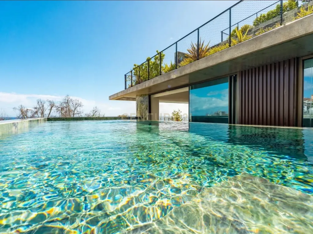 Savoy Residence | Monumentalis Uma nova dimensão de exclusividade no coração do Funchal - Image 1