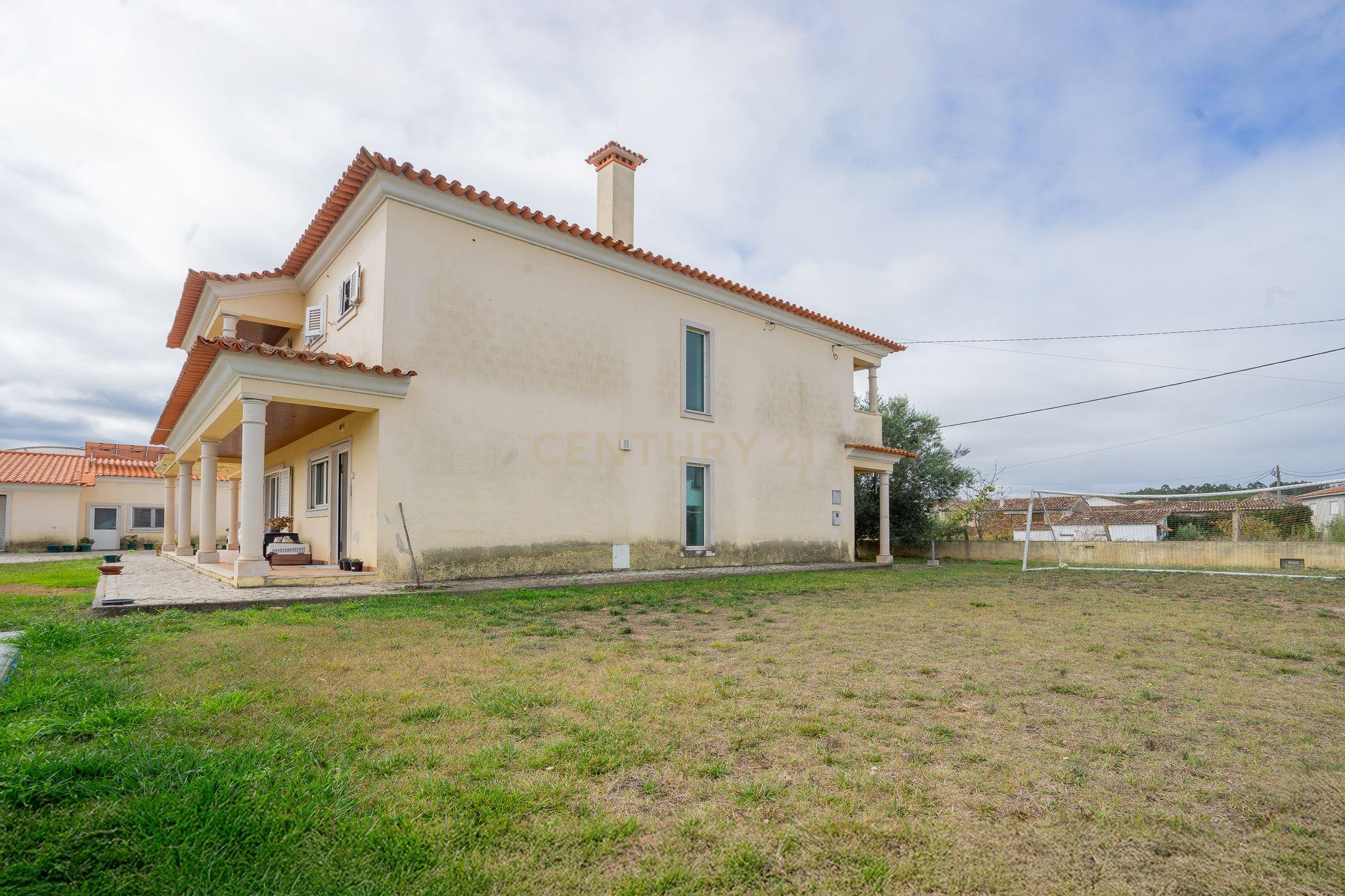 Moradia T4 - Lousã - Image 68