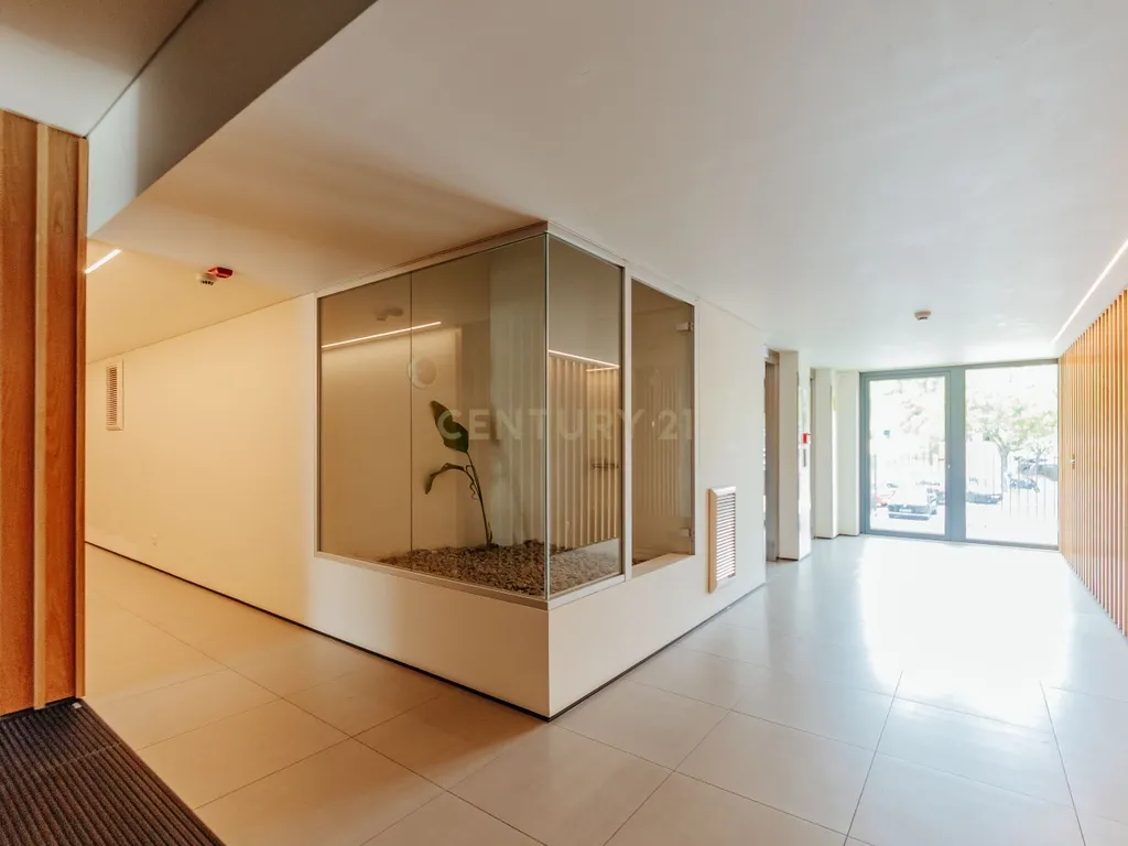 Apartamento T4 no VALRIO, Olivais - Image 24