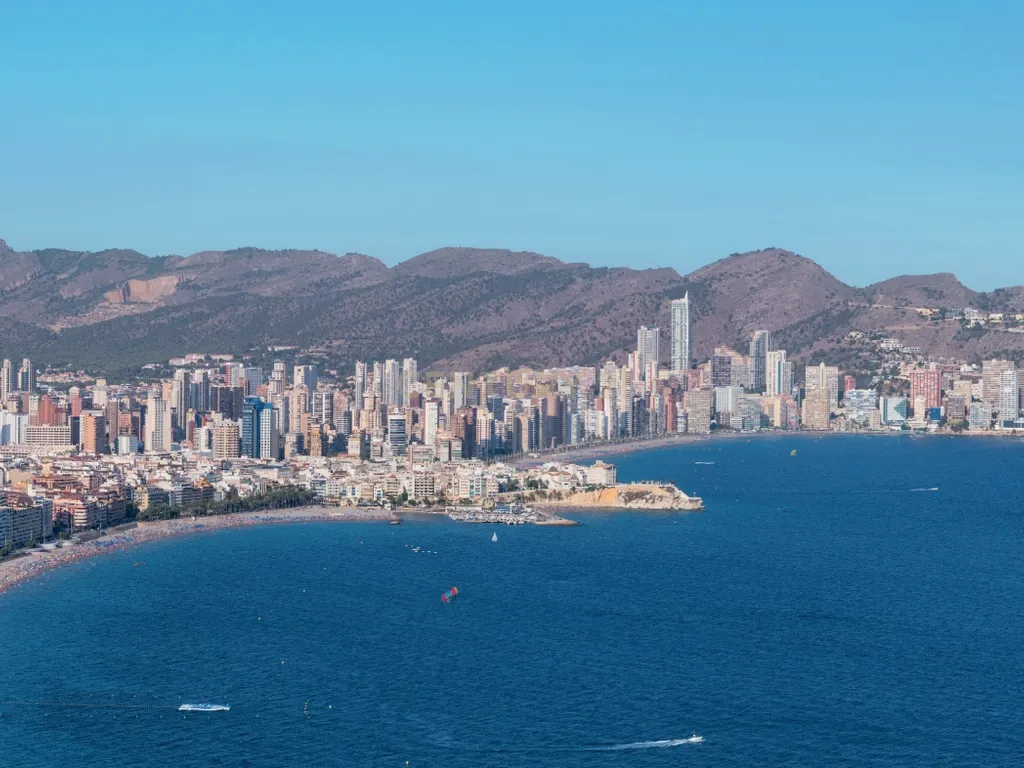 Luxuosa Moradia em Construção com Vista Panorâmica em Finestat - Image 13