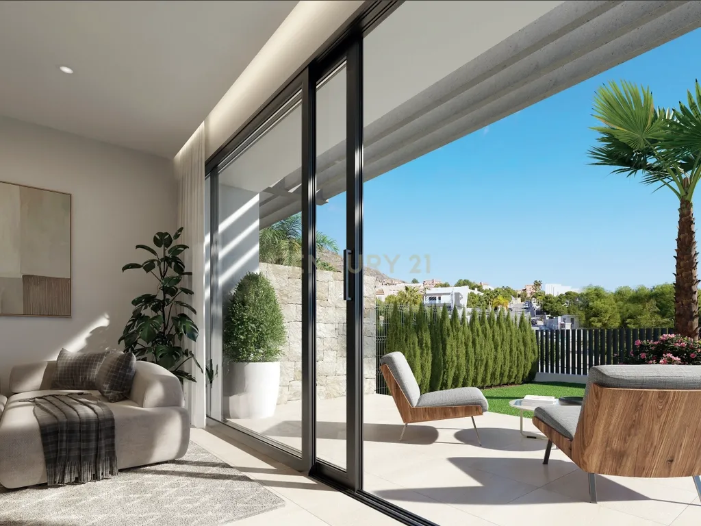 Luxuosa Moradia em Construção com Vista Panorâmica em Finestat - Image 5