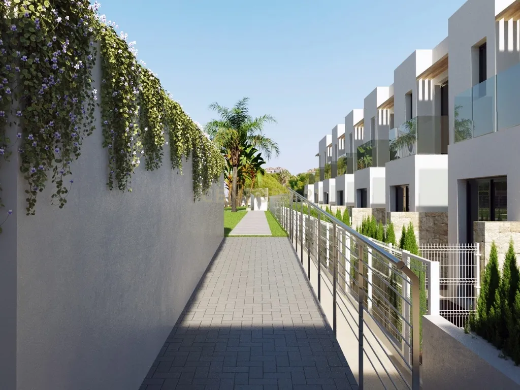 Luxuosa Moradia em Construção com Vista Panorâmica em Finestat - Image 11