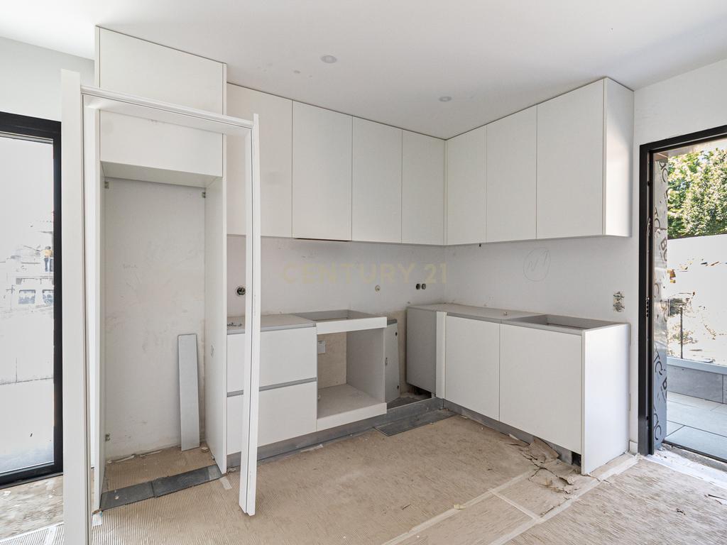 Apartamento T0 – Fração H em Viana do Castelo Roy Rock Saint Sebastian Place New - Image 81