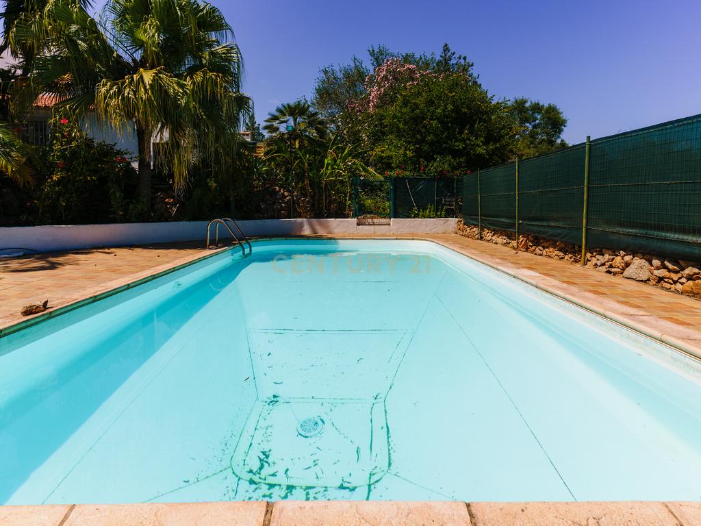 Quinta com 8660 m2 com Moradia, piscina e dois terraços panorâmicos em Silves - Image 14