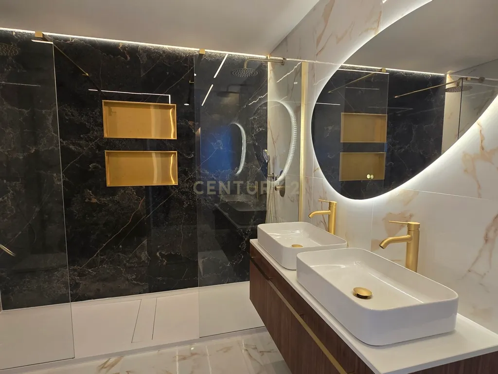 Luxuosa Penthouse Duplex T4+1 na Costa da Guia, em Cascais, com Vista Mar - Image 42