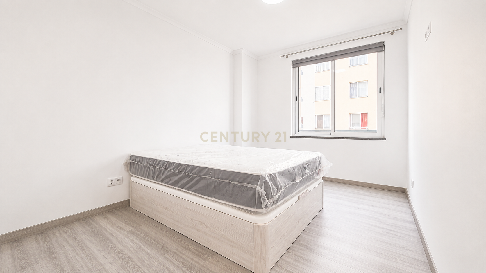 Fotografia 11 de Moderno T4 em São Martinho, Funchal - Totalmente renovado - Arrendamento