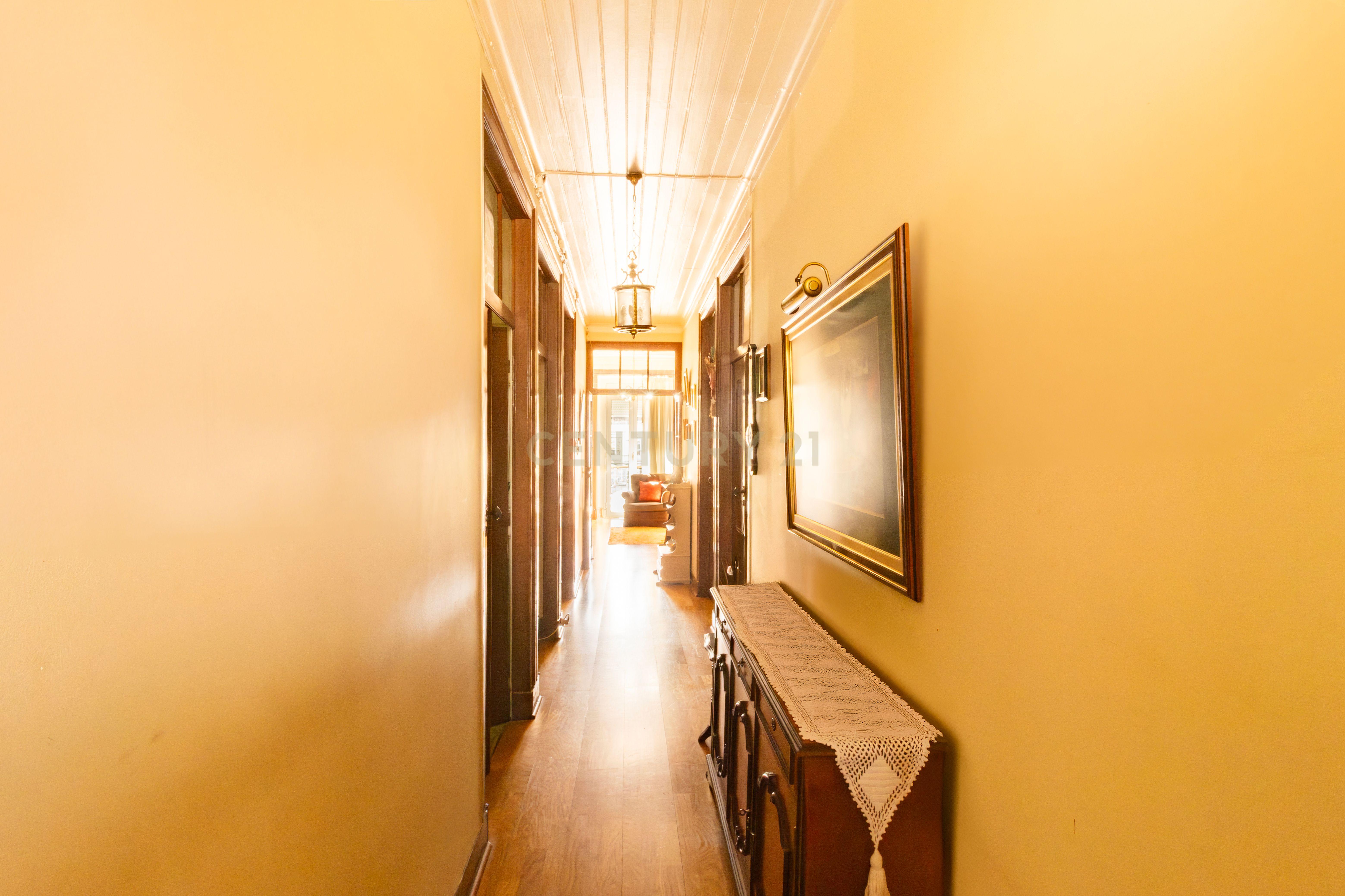 Apartamento Praça 5 Outubro Caldas da Rainha - Image 20
