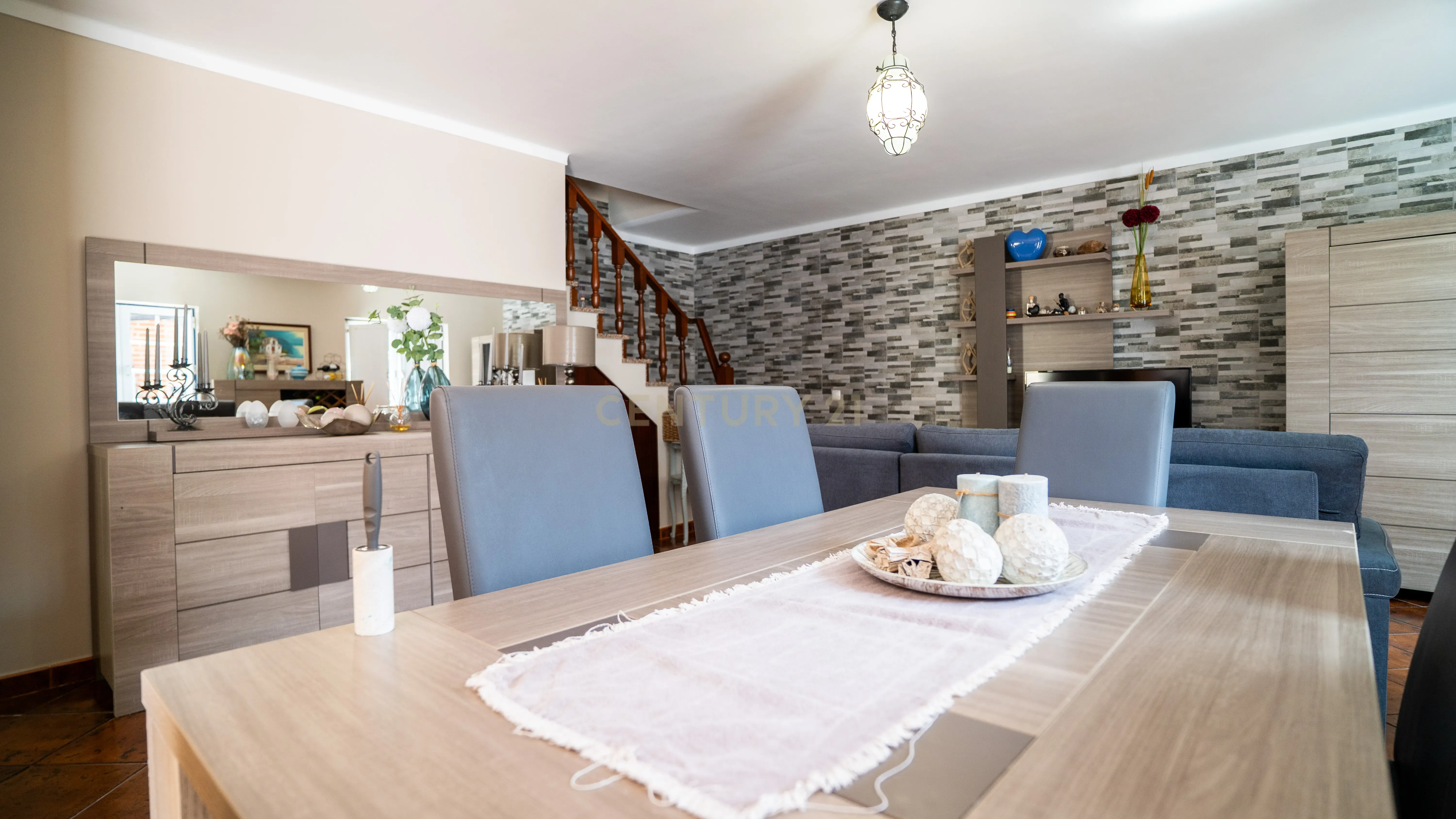 🏡 Moradia T4 Impecável em Olho Marinho – a poucos minutos de Peniche! - Image 2
