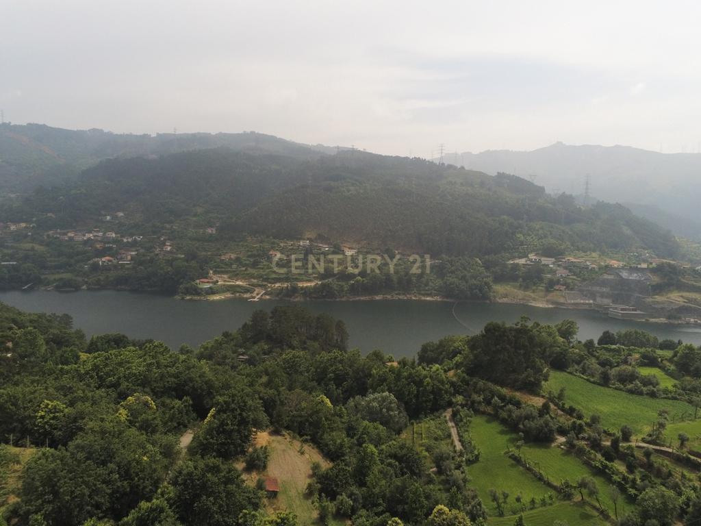  Moradia Térrea com Piscina | Braga - Gerês - Image 57