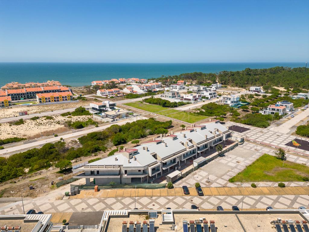 Excelente Apartamento T3 NOVO na Praia Pedra do ouro - Image 20