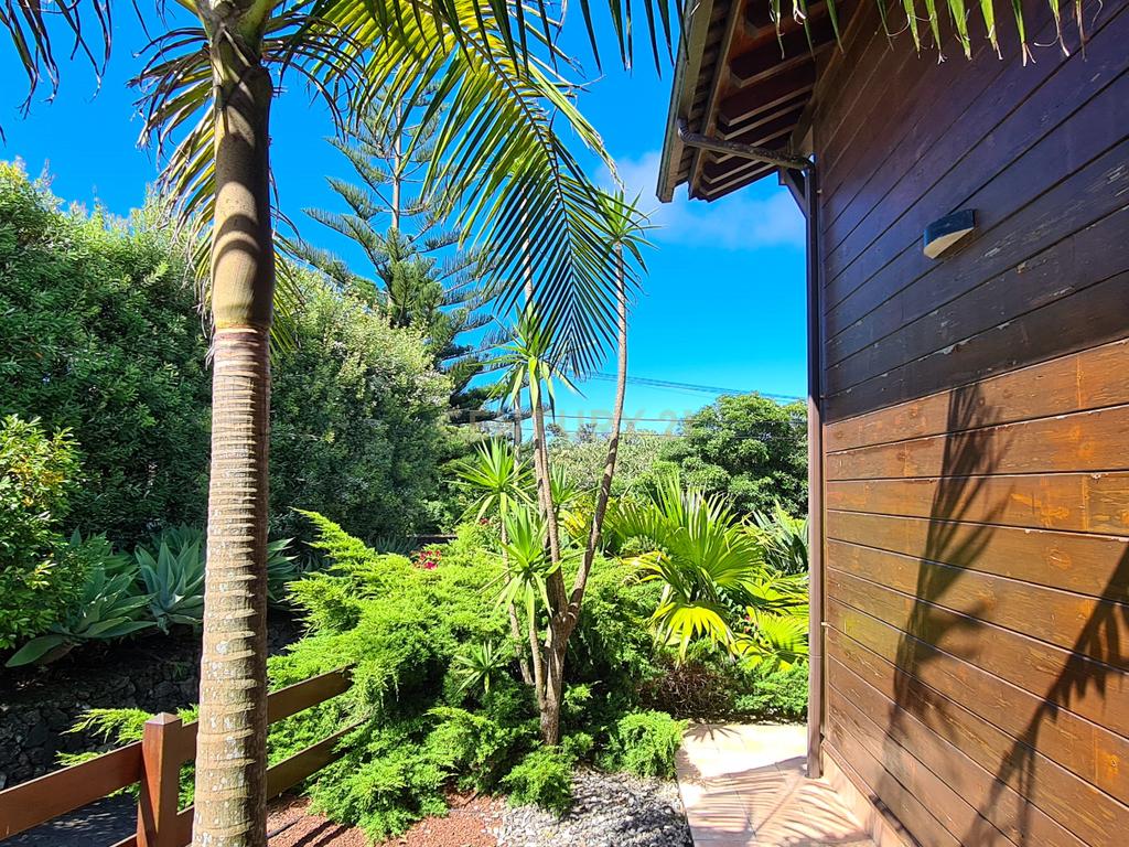  Country House em São Miguel, Açores: Refúgio Privado de Charme com piscina e quinta - Image 17