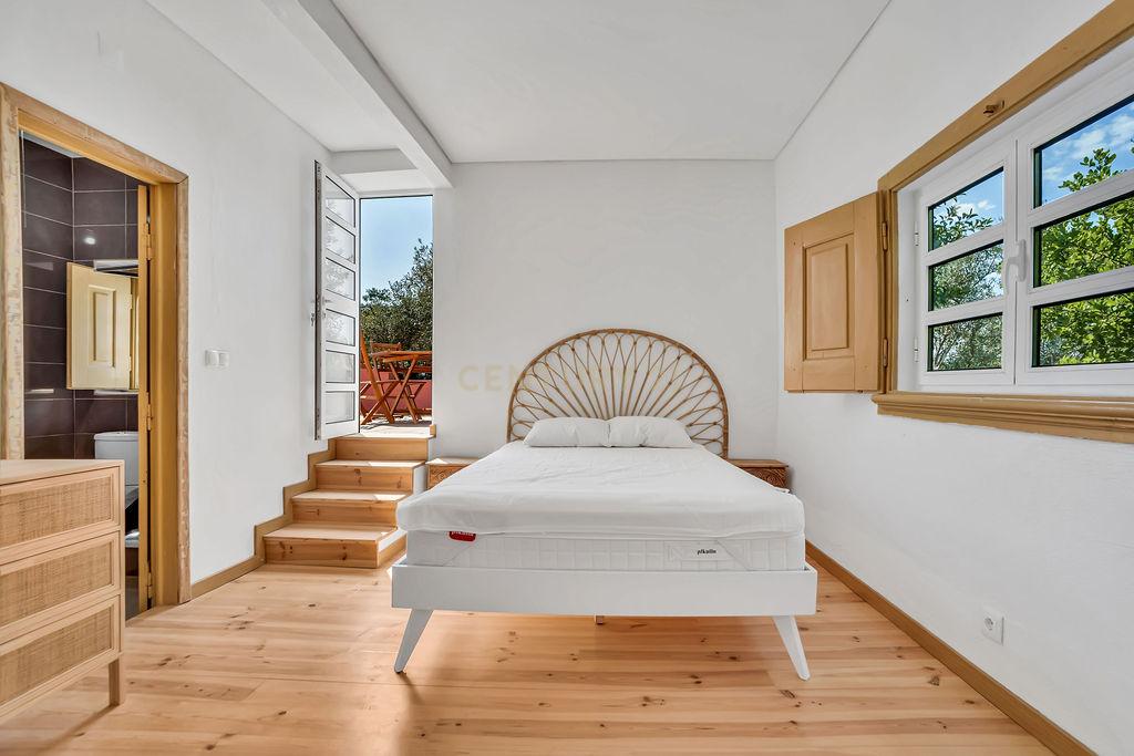 Moradia T3  Remodelada em Vila de Rei – Viva com Qualidade no Coração de Portugal! - Image 20