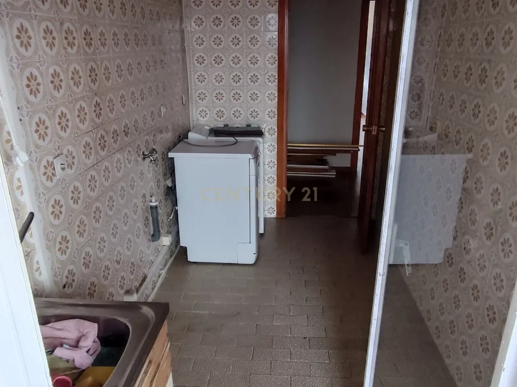 Apartamento em Madrid com 3 Quartos e Vista para a Cidade - Image 20