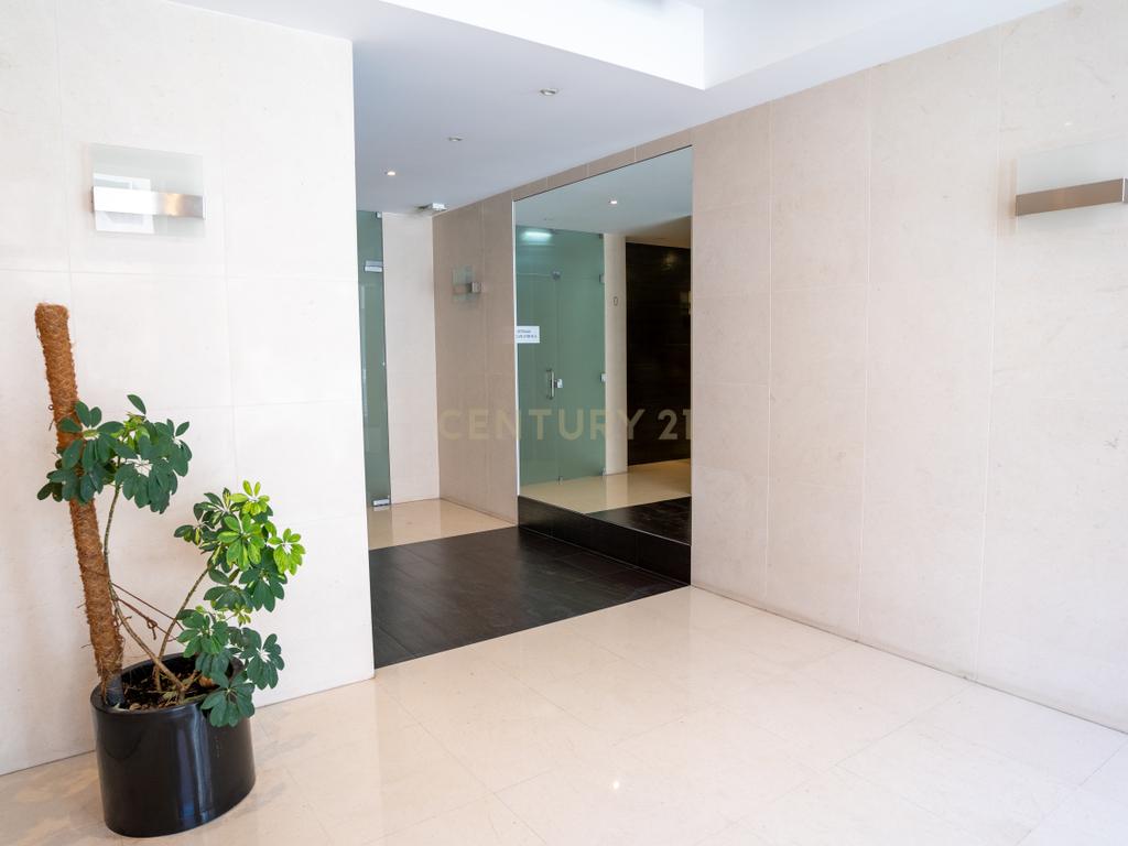Apartamento com Terraço T2  de Charme em Benfica - Excelência e Conforto - Image 45