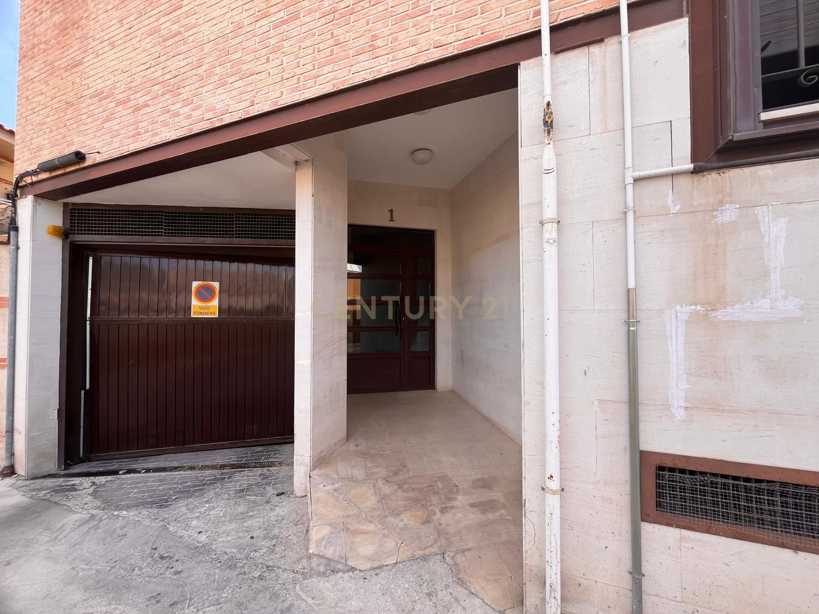 Garagem - Image 1
