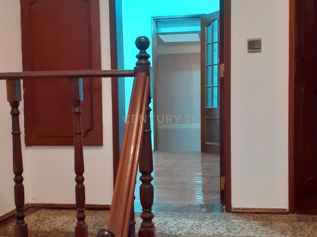 Apartamento T2 -  Av. General Roçadas - Penha de França - Image 4