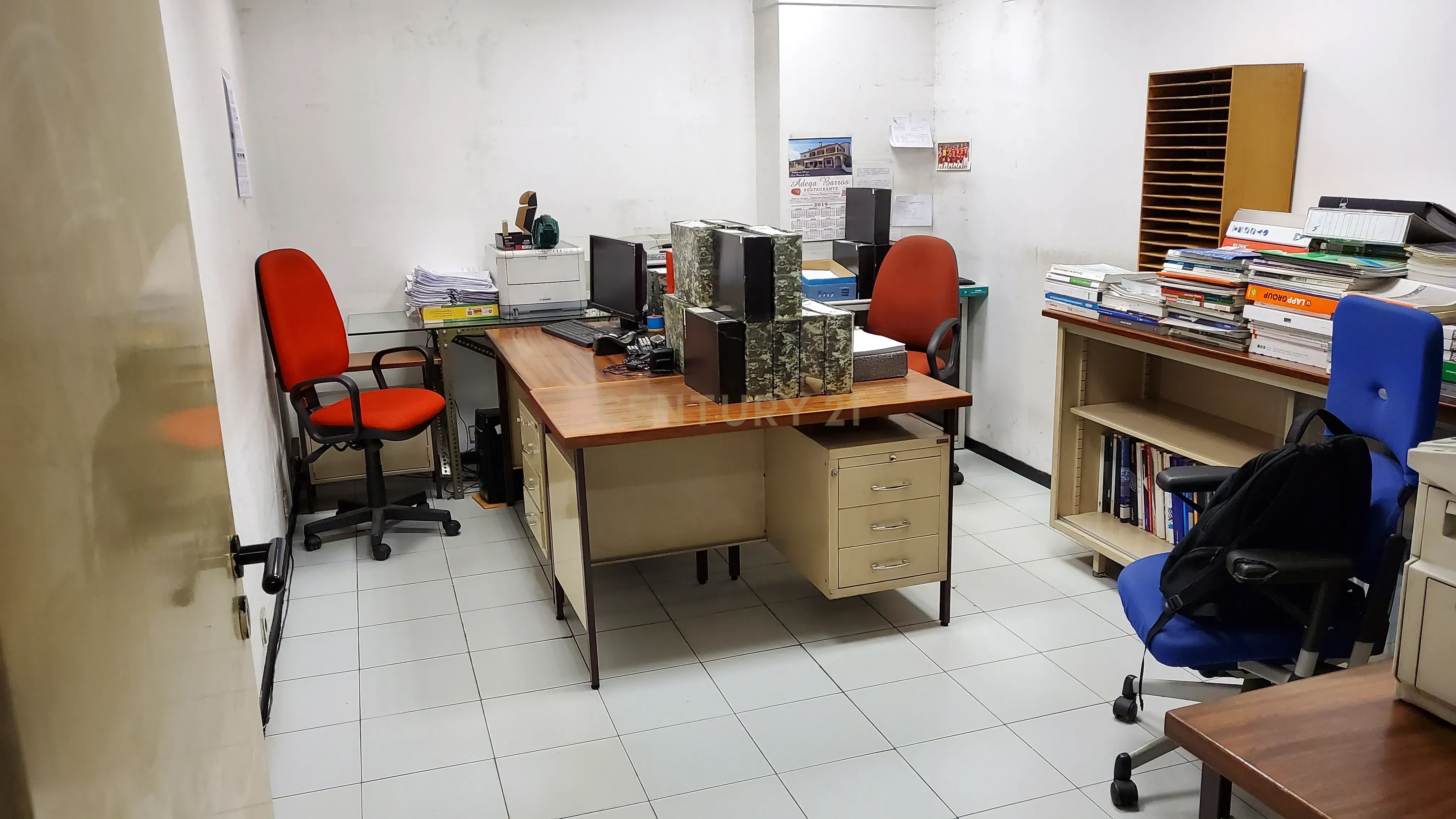 Loja em Lisboa com Acessibilidade e Garagem - 219.5m² - Image 10