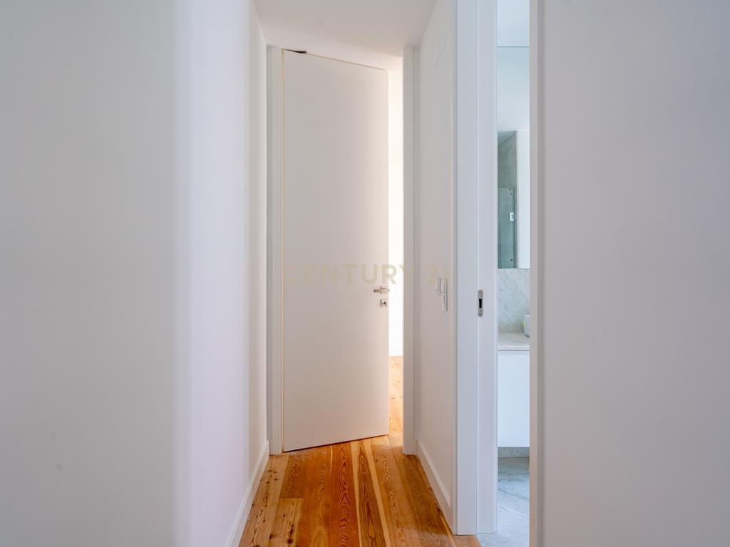 T3 Duplex Monte Estoril - Image 13