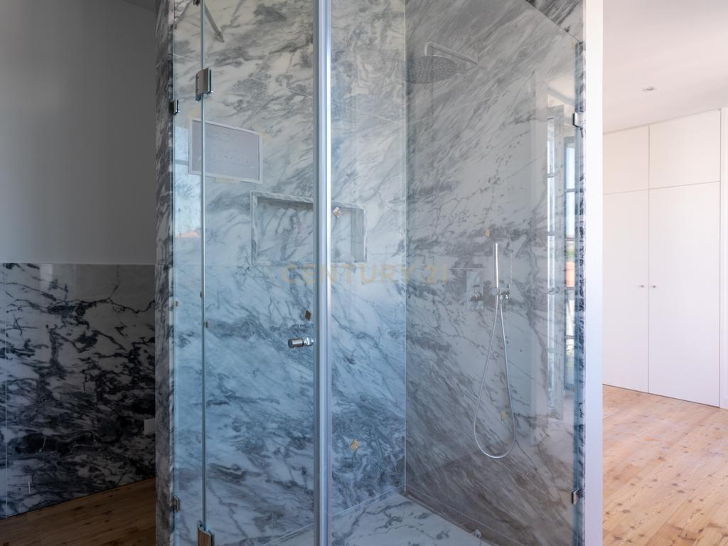 T3 Duplex Monte Estoril - Image 17