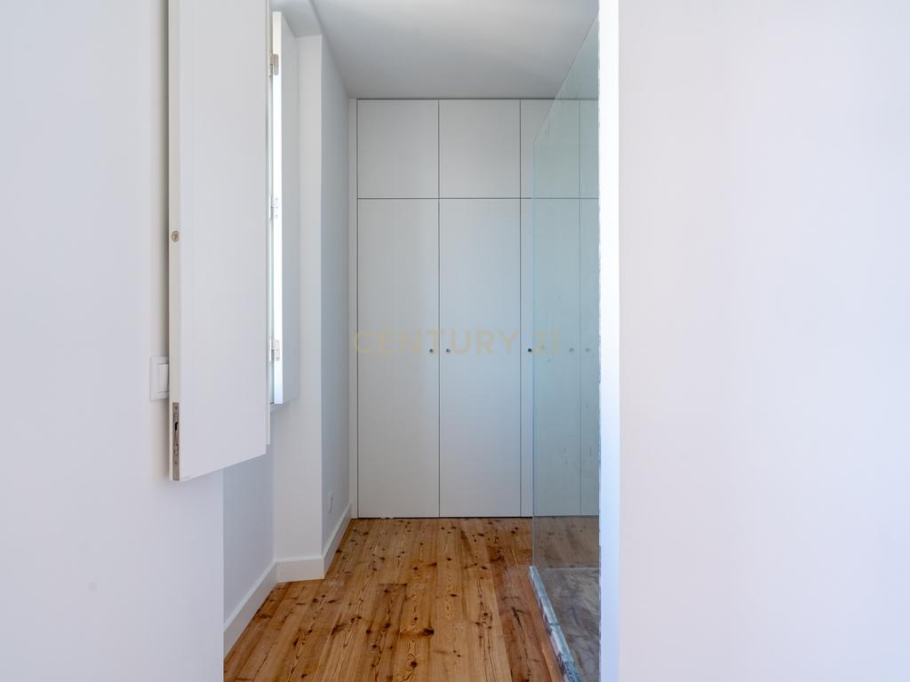 T3 Duplex Monte Estoril - Image 11
