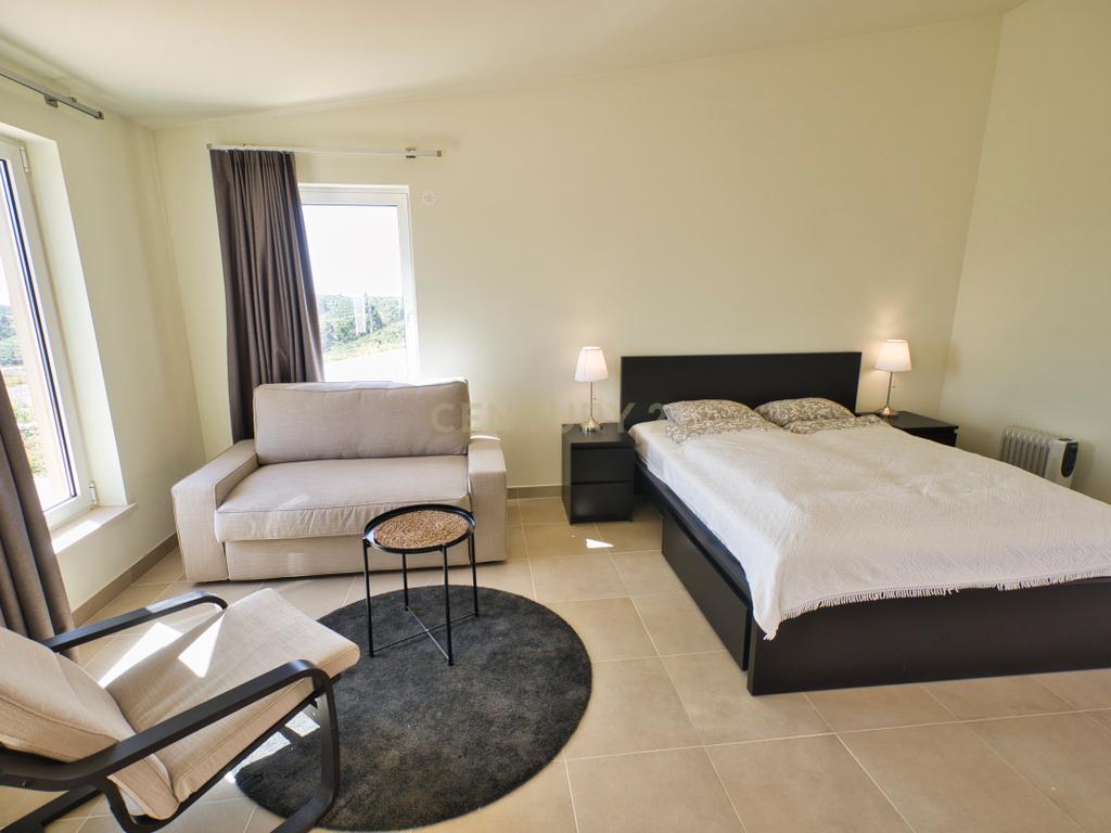 Herdade de 271 Hectares no Barlavento Algarvio, com moradia + 4 estudios, piscina, 9 barragens, 3 estufas. - Image 29
