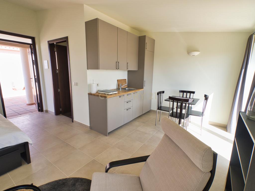 Herdade de 271 Hectares no Barlavento Algarvio, com moradia + 4 estudios, piscina, 9 barragens, 3 estufas. - Image 27
