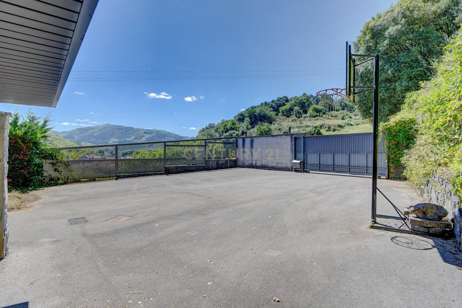 undefined - Image 60