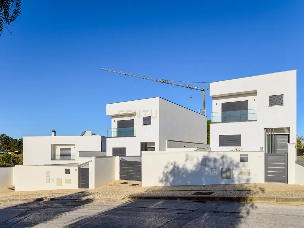 Condomínio Villas Mor || Moradia T4 - Segmento de Luxo || Aveiras de Cima || OBRA NOVA - Image 58