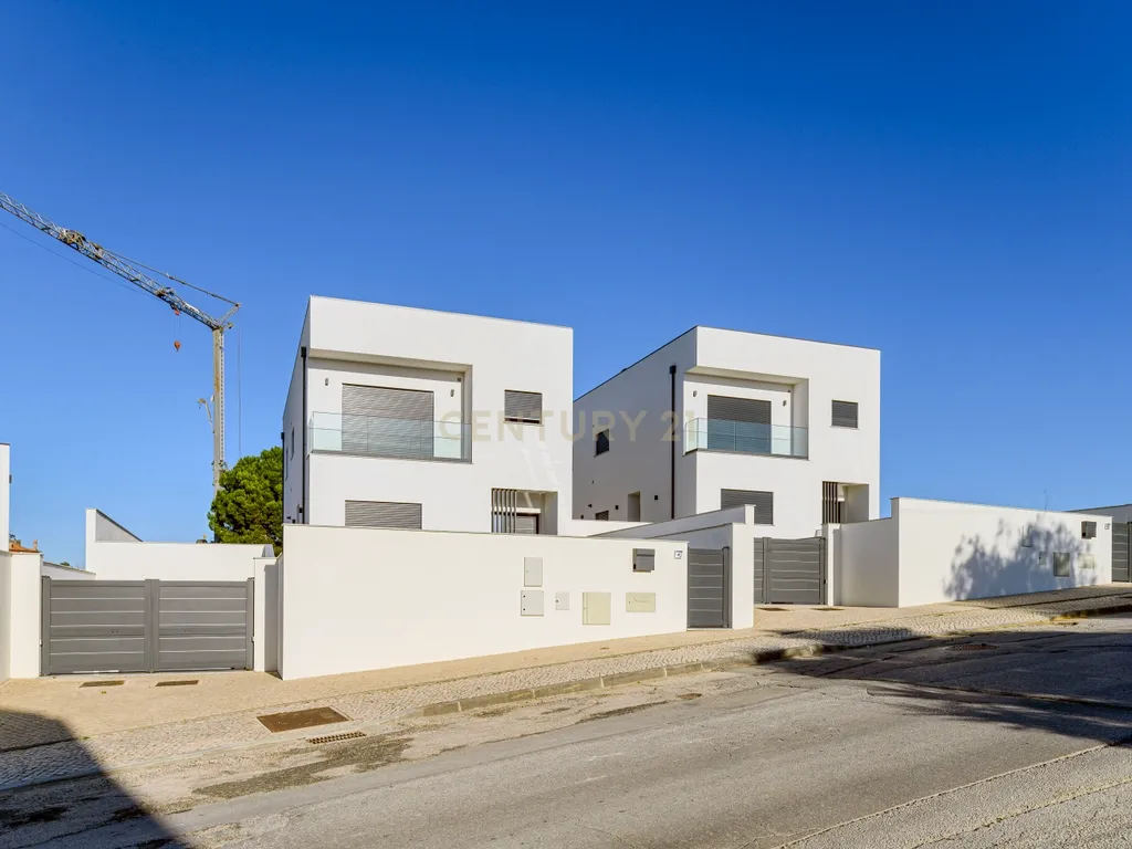 Condomínio Villas Mor || Moradia T4 - Segmento de Luxo || Aveiras de Cima || OBRA NOVA - Image 56