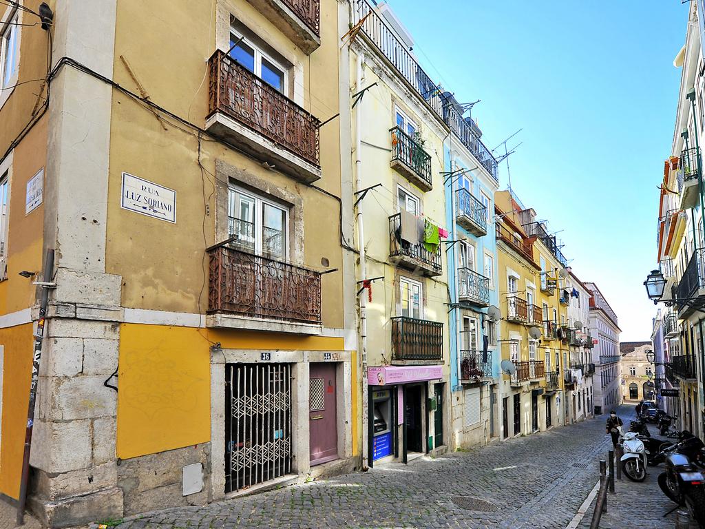 Prédio bem conservado na Rua Luz Soriano. Em Venda! - Image 32