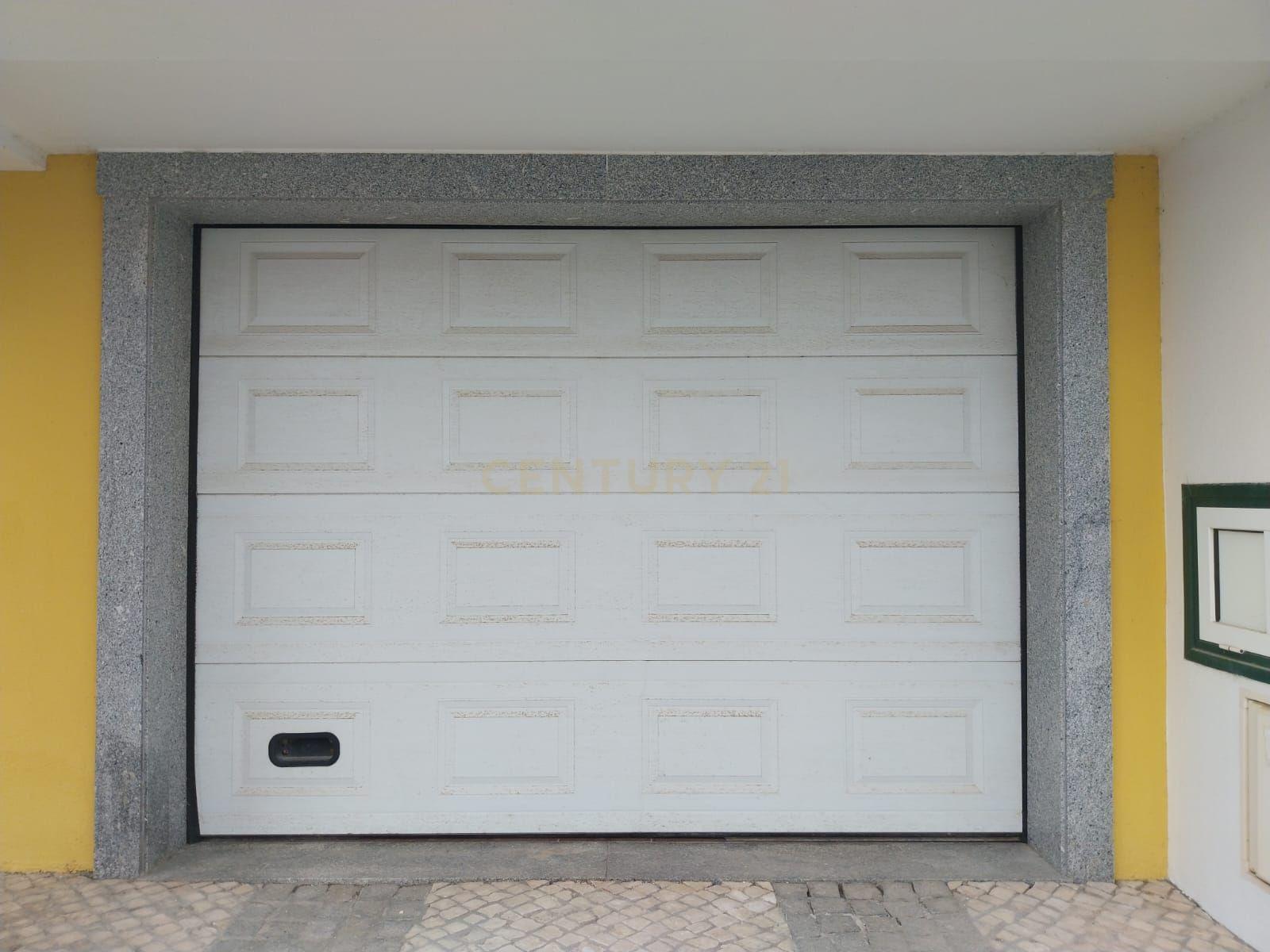 Moradia T4 - Image 20