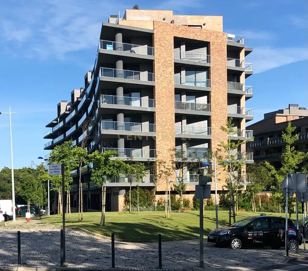 Penthouse duplex Jardins Cristo Rei - Moscavide - Image 1