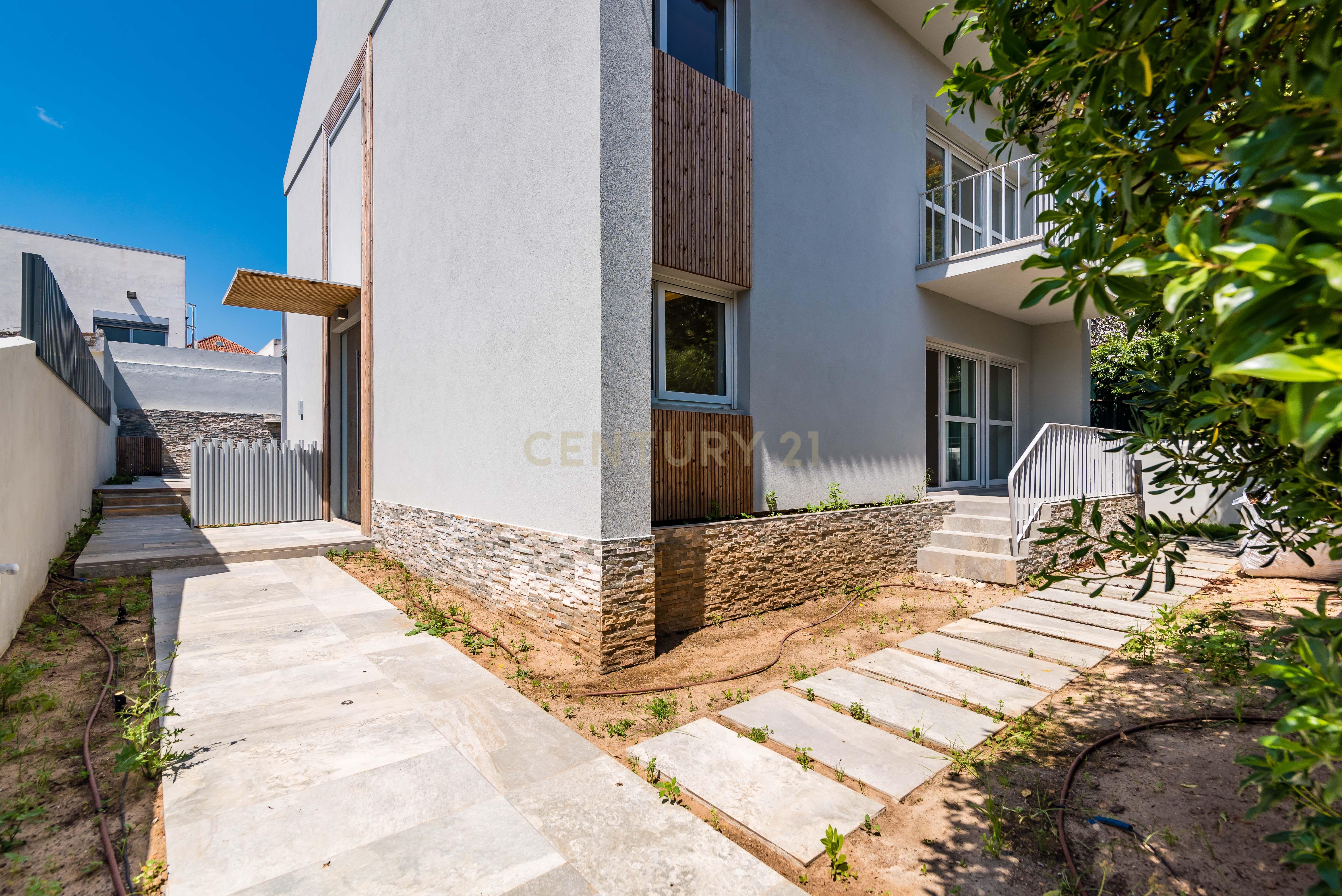 Moradia T4+T0 em Pampilheira-Cascais - Image 29