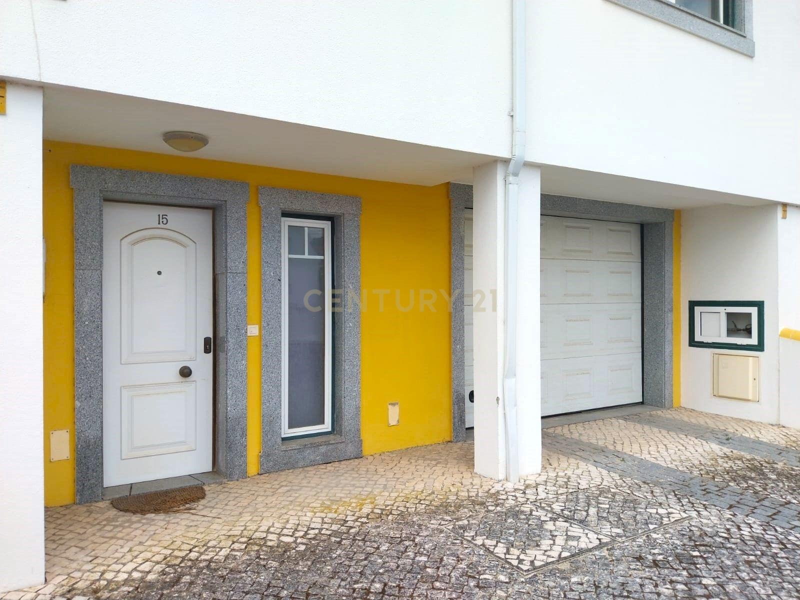Moradia T4 - Image 2