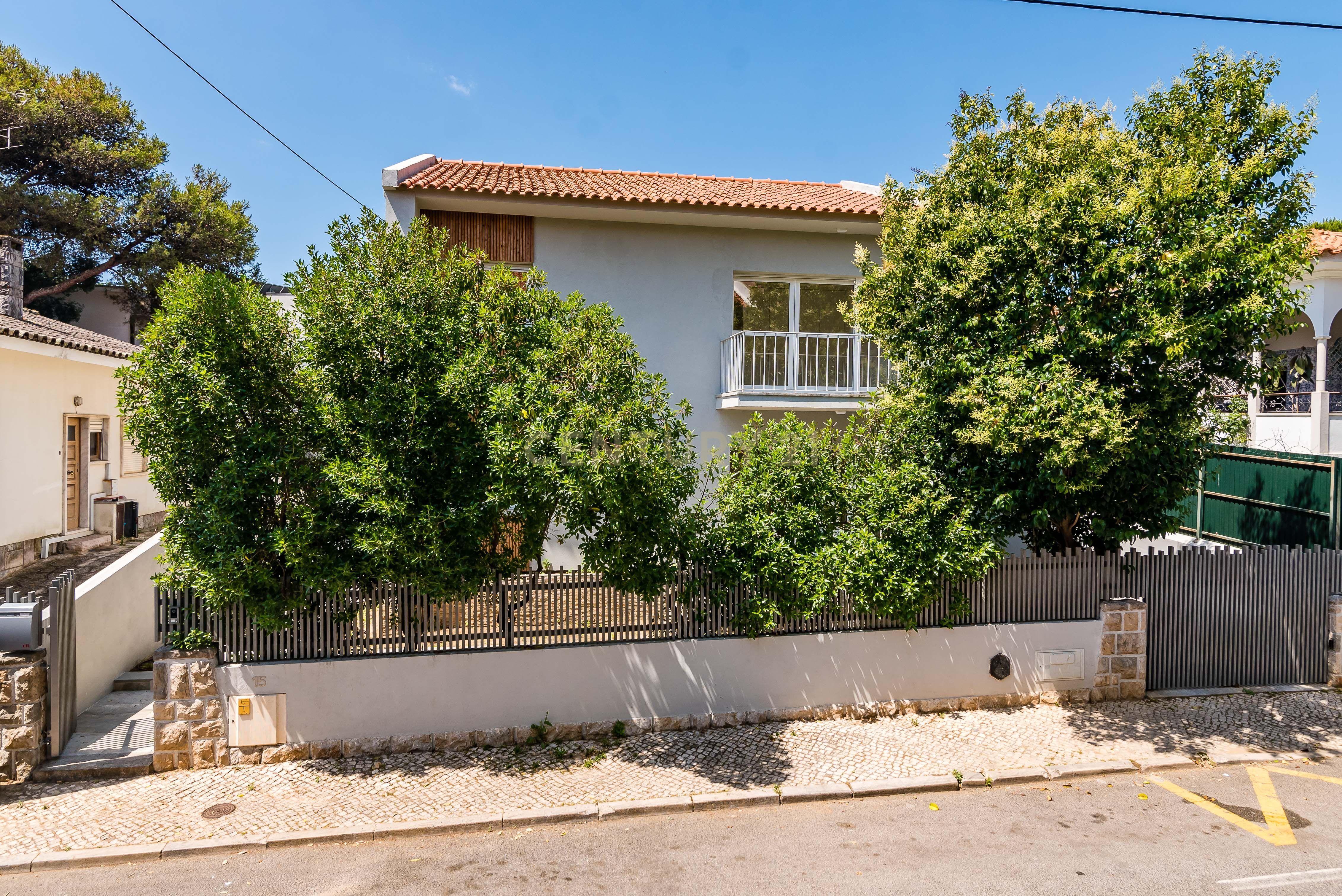 Moradia T4+T0 em Pampilheira-Cascais - Image 32