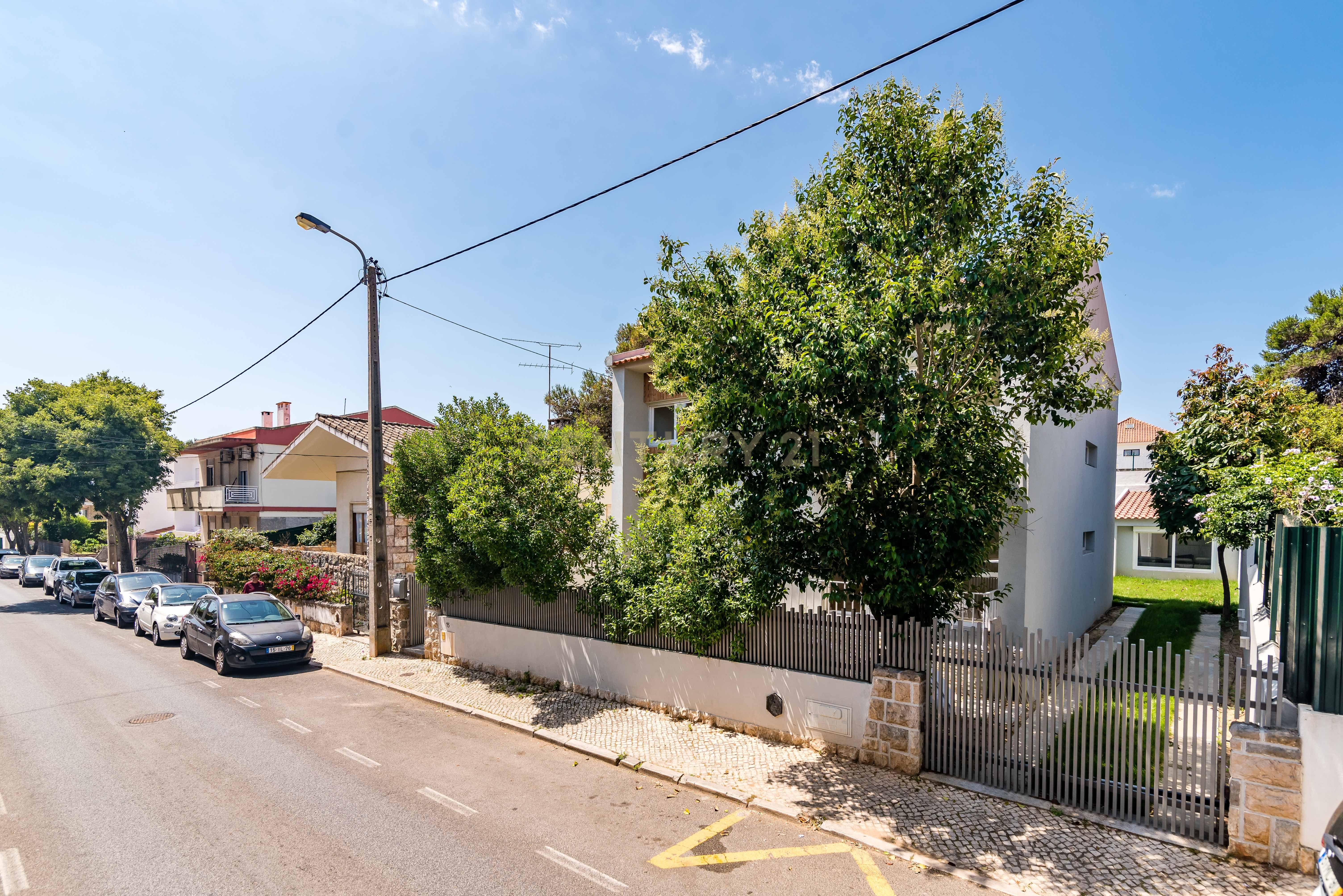 Moradia T4+T0 em Pampilheira-Cascais - Image 27