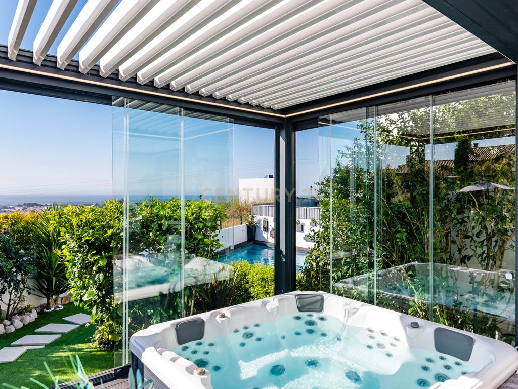 Moradia T3+2 | Sesimbra com Piscina, Jacuzzi, duas Pérgulas Bioclimáticas e muito mais. - Image 93