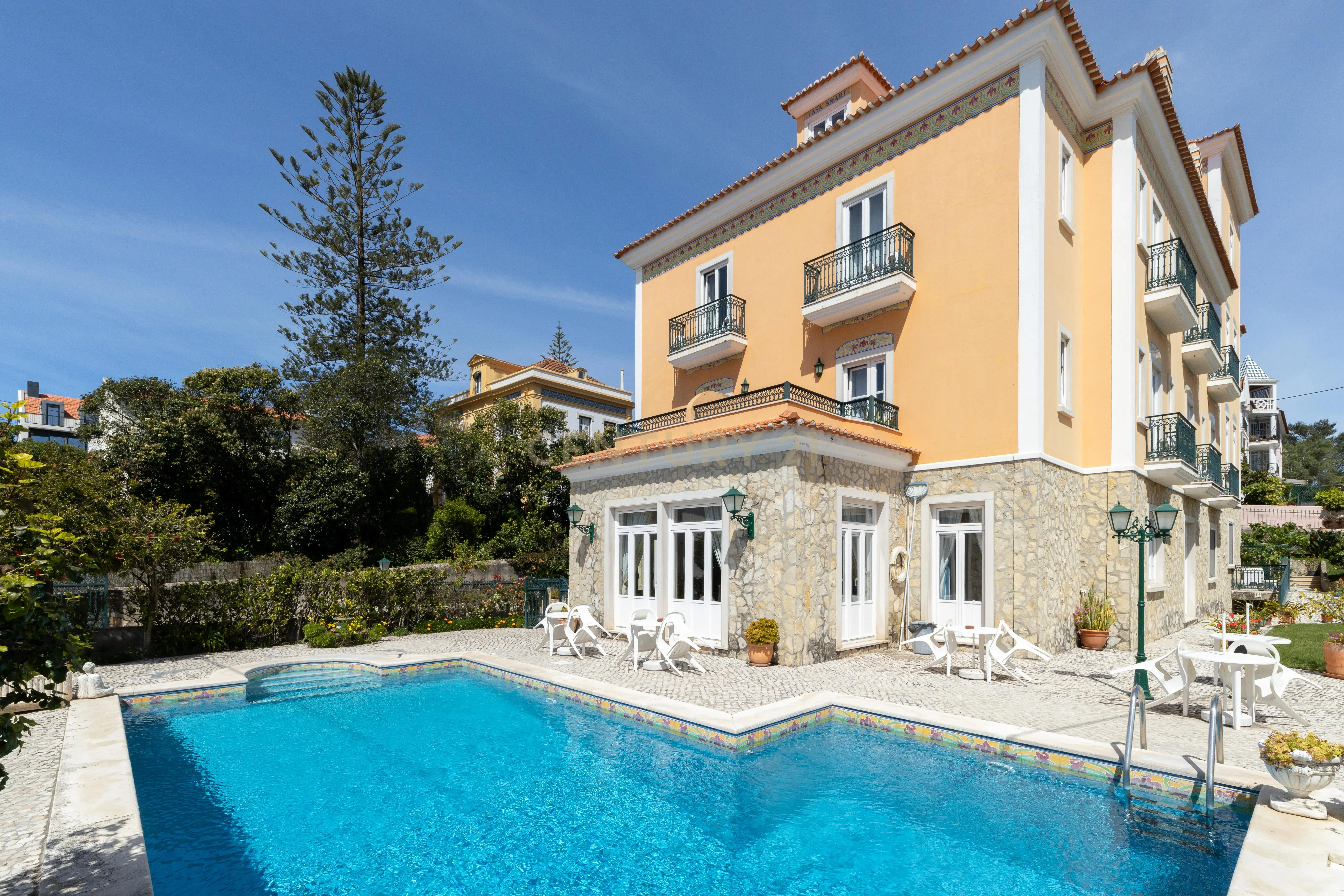 Hotel de Charme no Estoril - Image 2