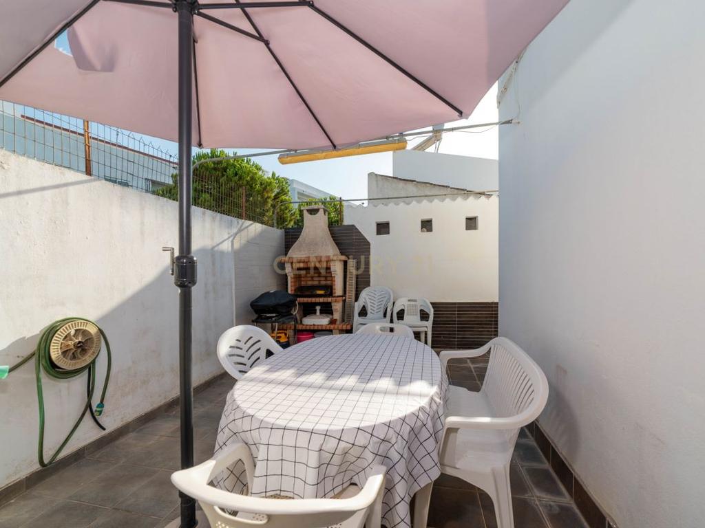 Moradia Térrea T2 + T3 em Conceição de Tavira - Ideal para Investimento ou Habitação Própria - Image 12
