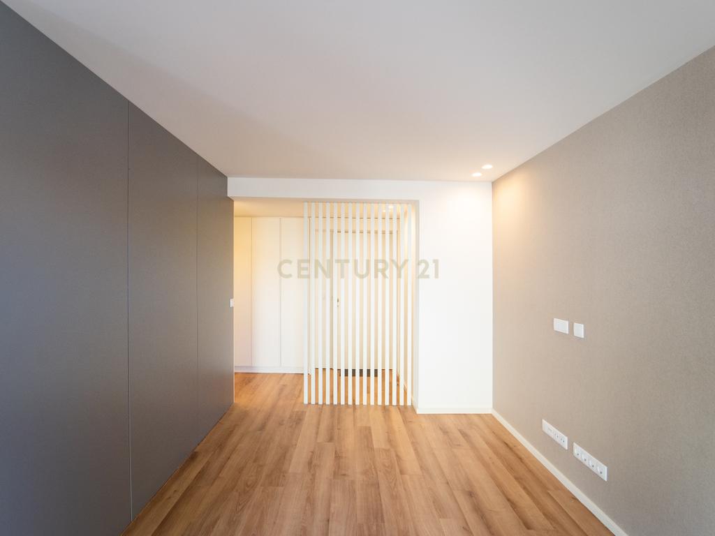 Apartamento T1 - Bonfim - Image 9