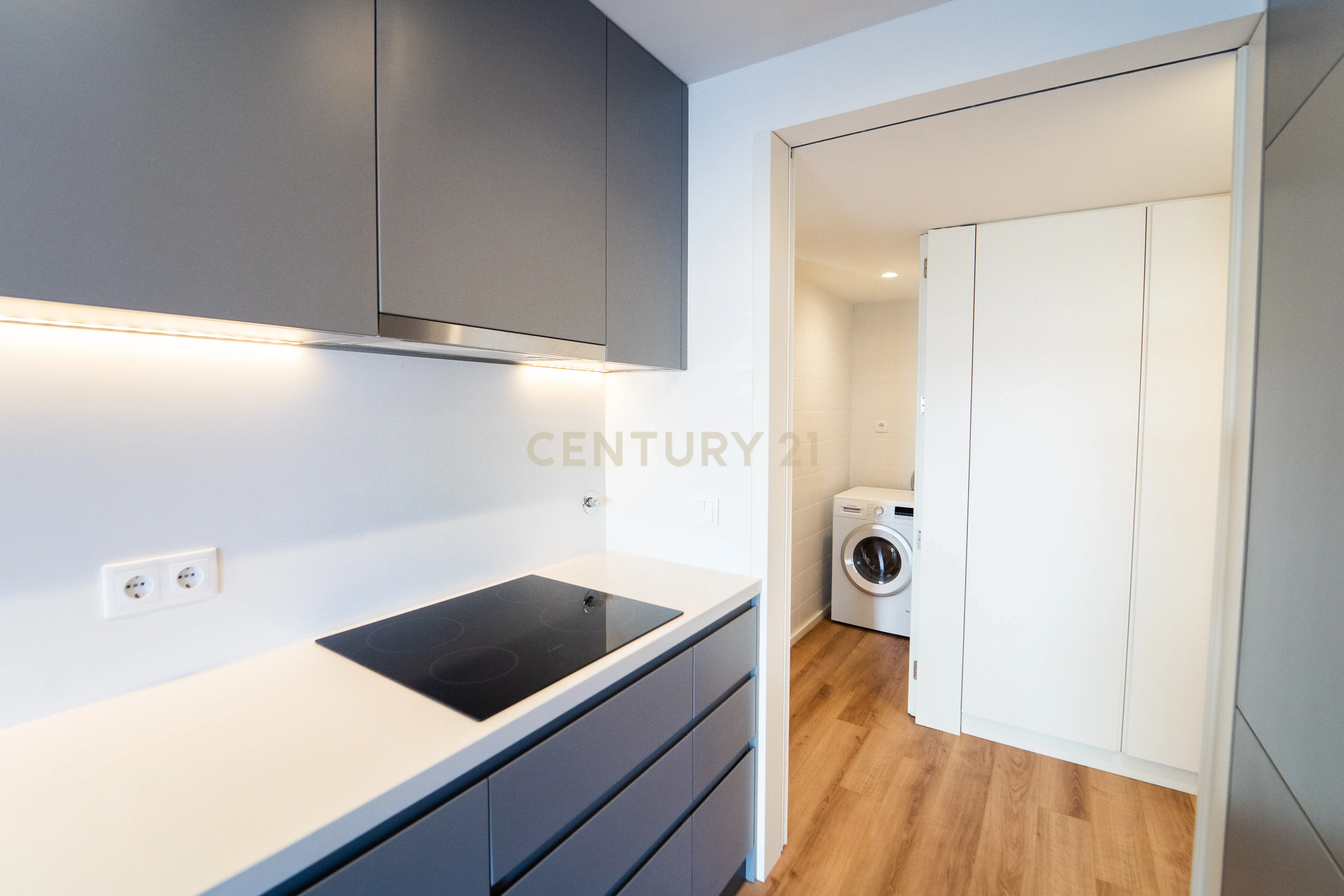 Apartamento T1 - Bonfim - Image 11