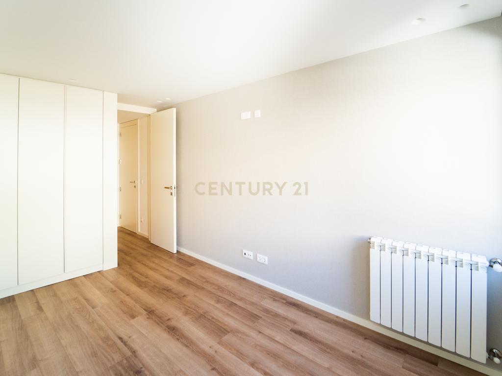 Apartamento T1 - Bonfim - Image 17