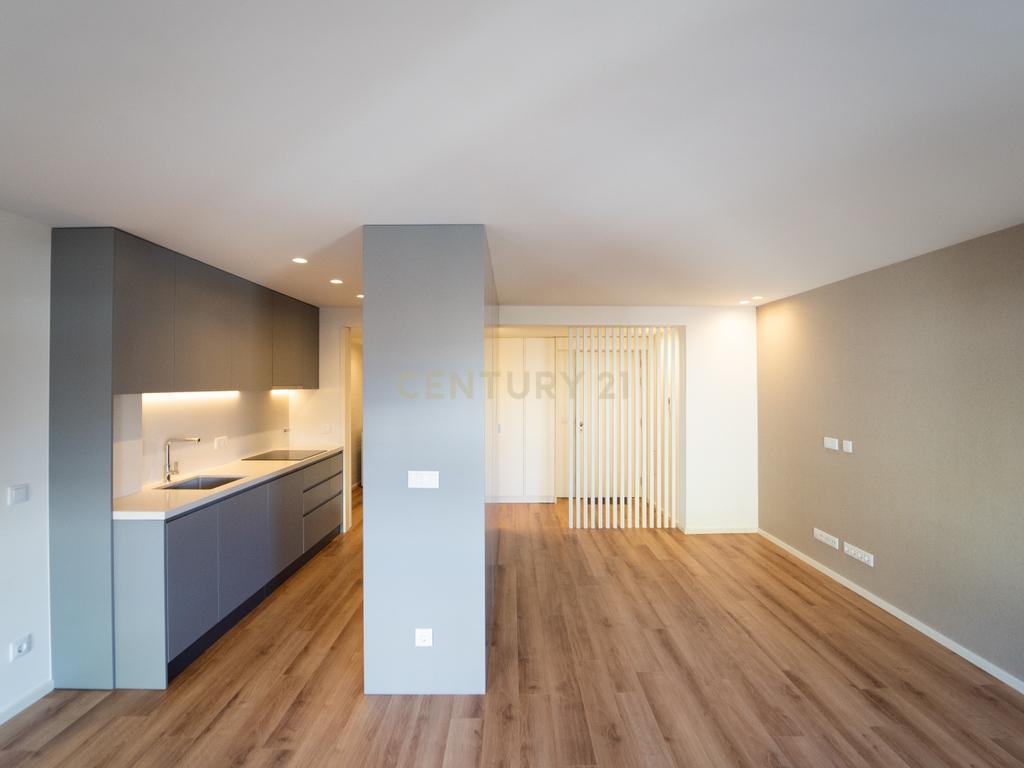 Apartamento T1 - Bonfim - Image 31