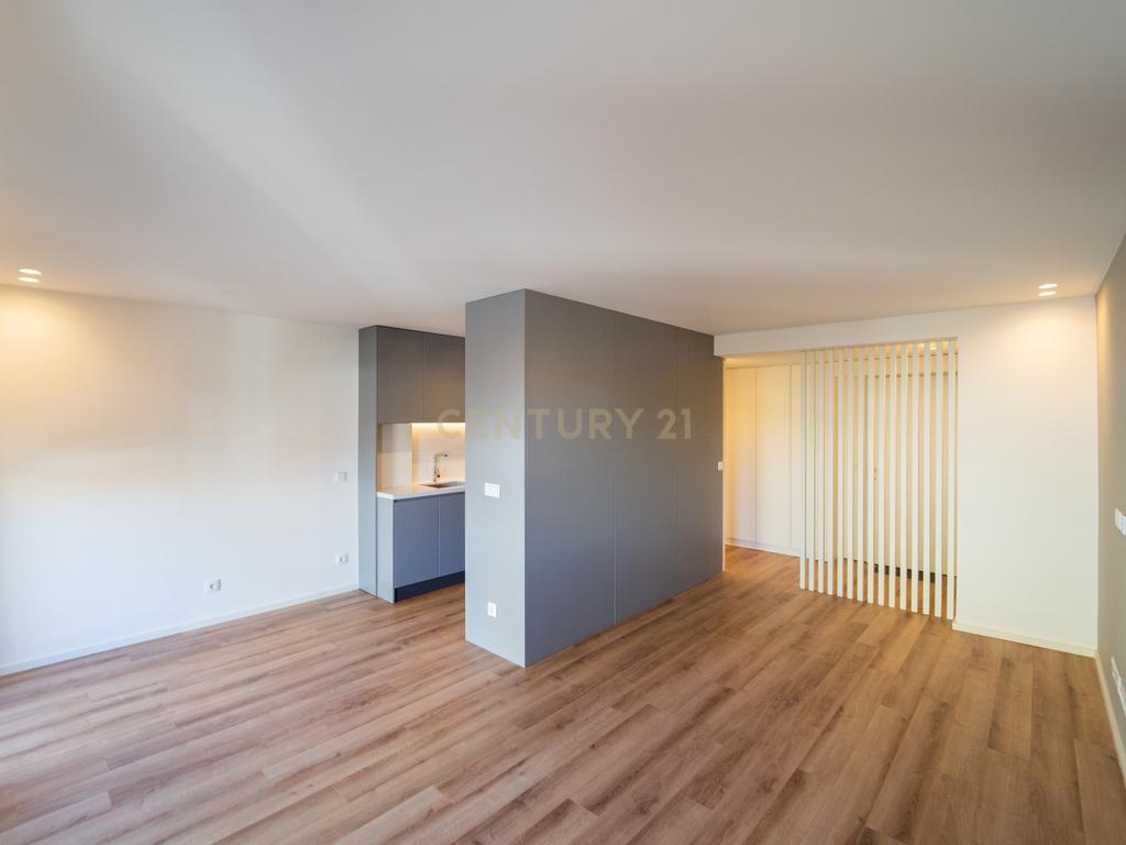 Apartamento T1 - Bonfim - Image 41