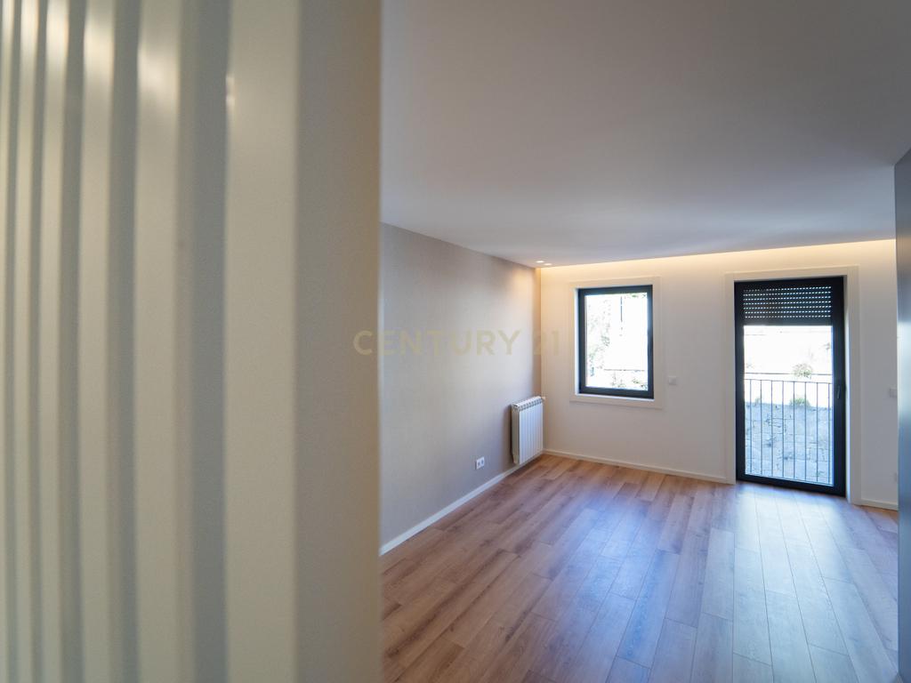 Apartamento T1 - Bonfim - Image 33
