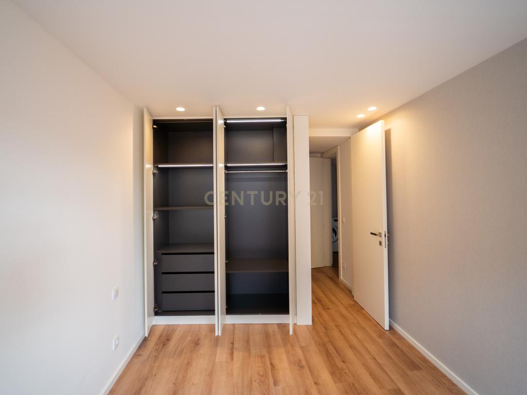 Apartamento T1 - Bonfim - Image 38