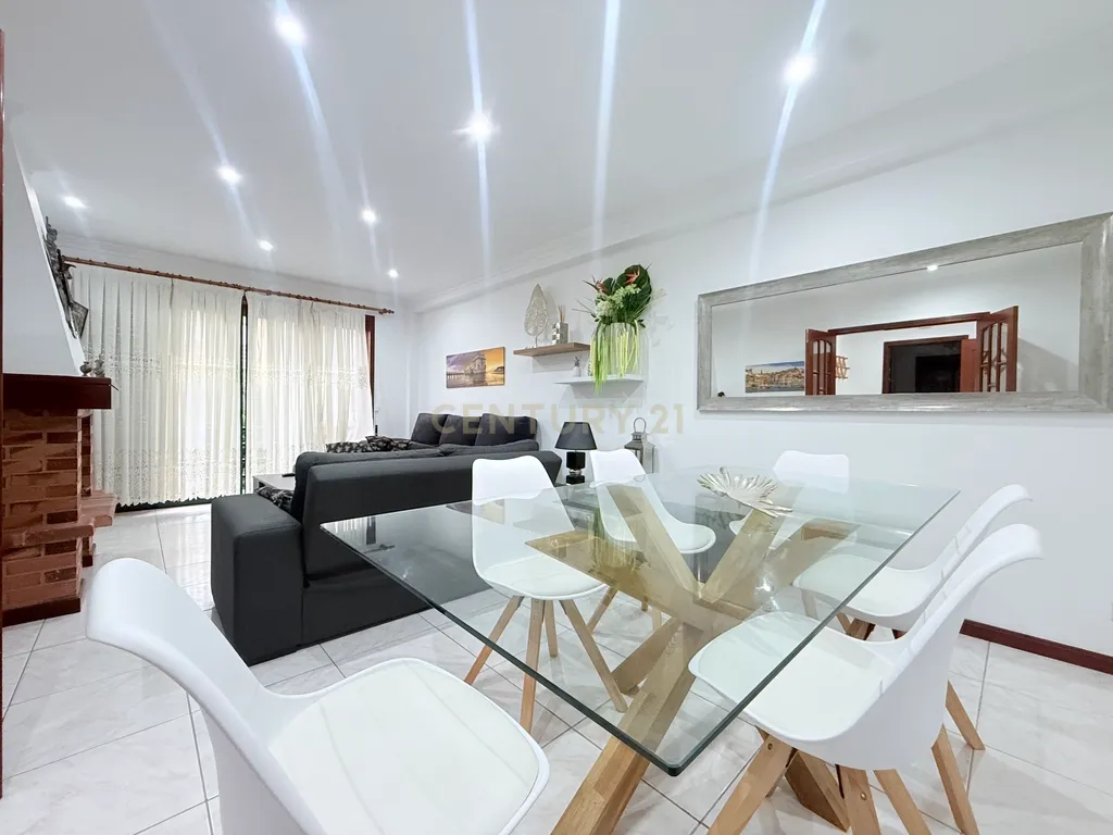 Apartamento T3 Apulia com piscina (Negociável) - Image 16